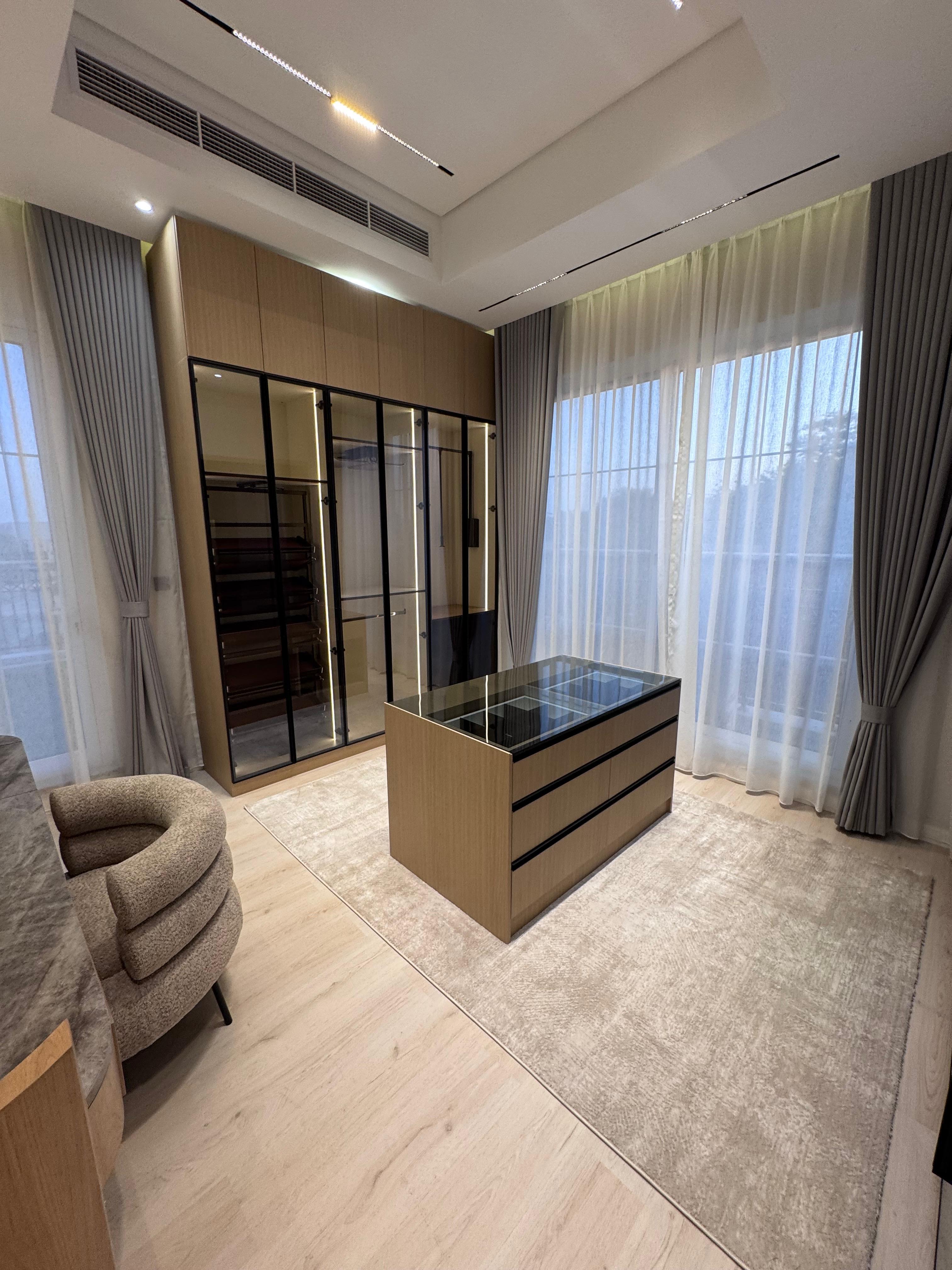 Jumeirah Golf Estate villa detail